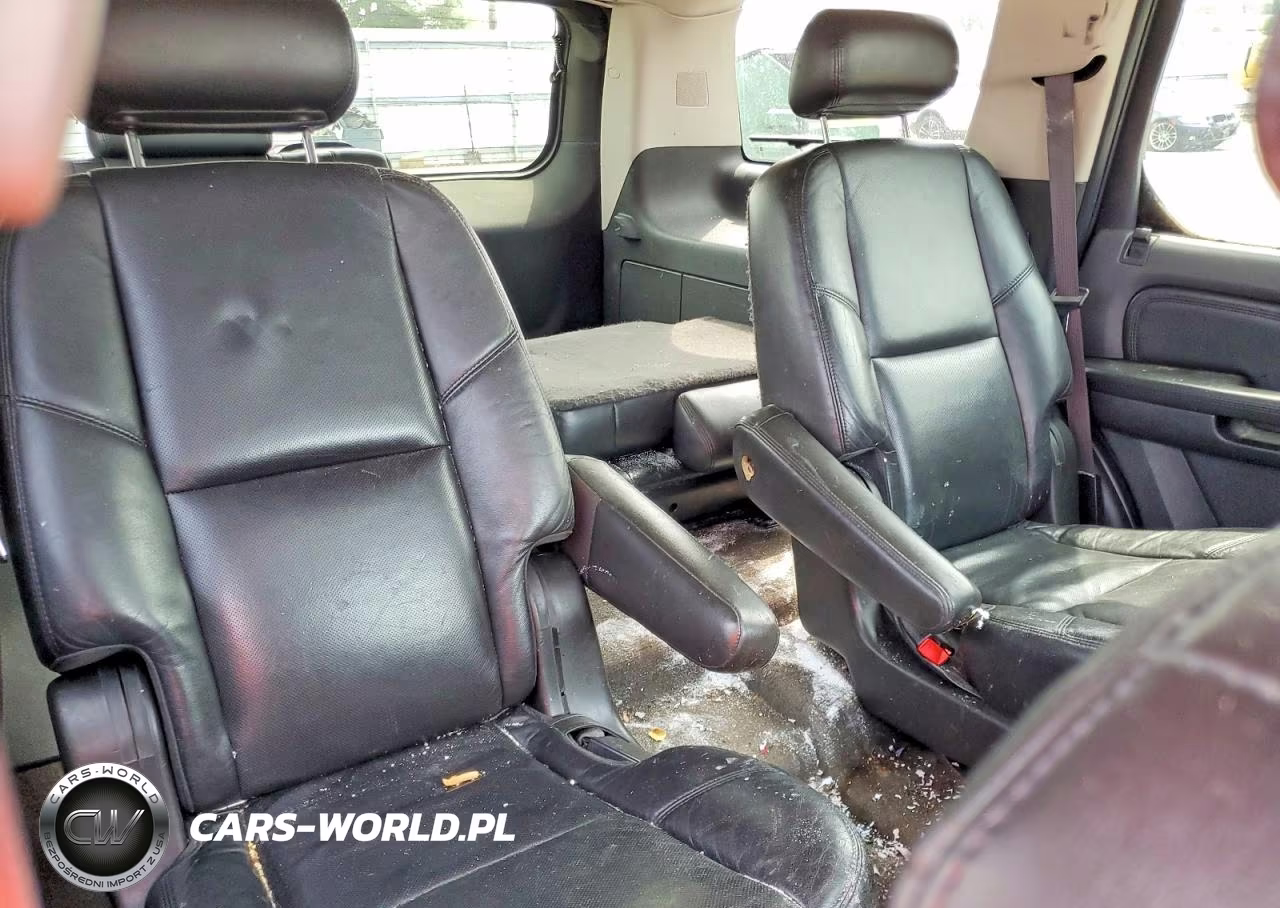 2010 Cadillac Escalade VIN:1GYUKCEF6AR167447 - 11