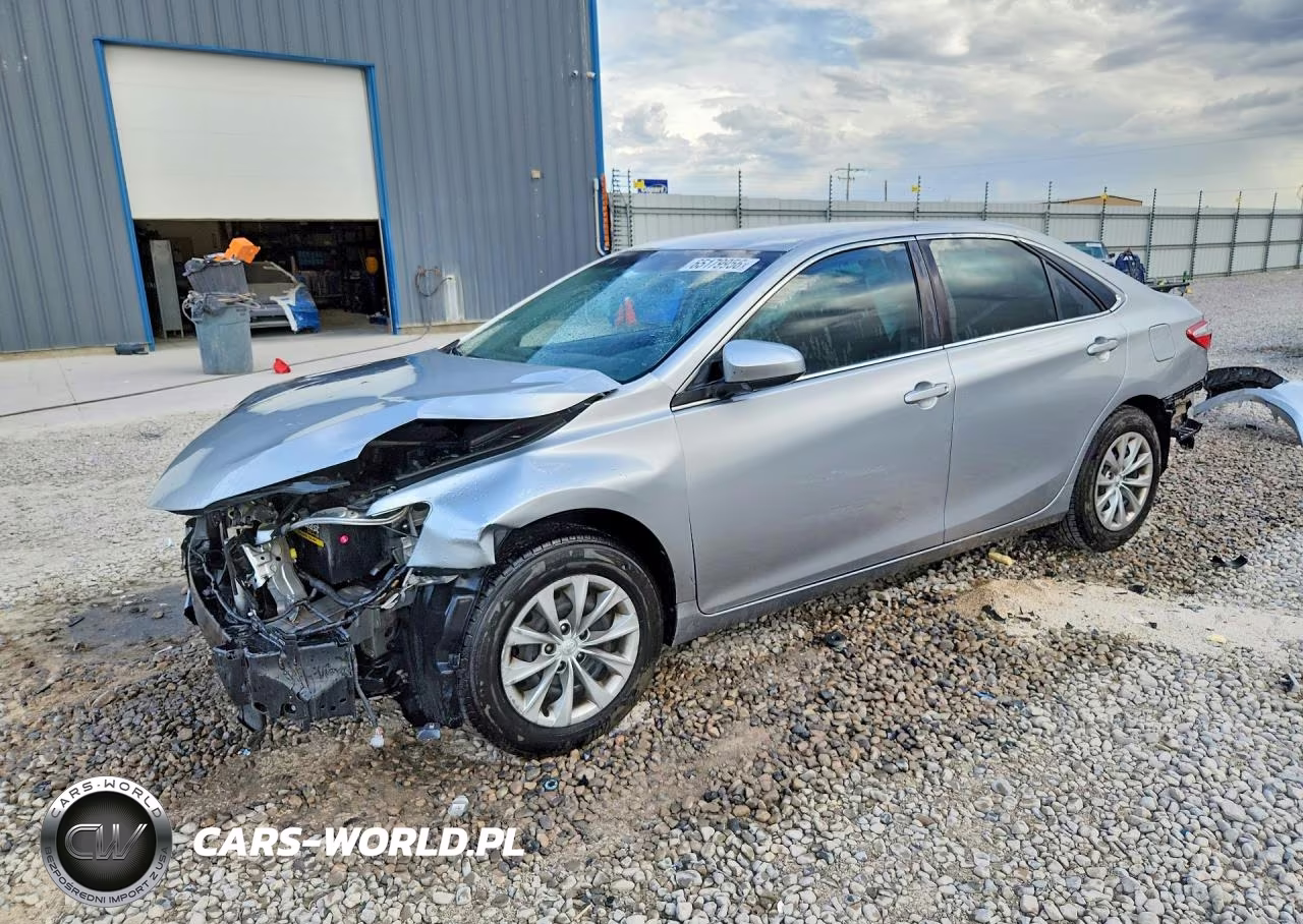 2015 Toyota Camry Le