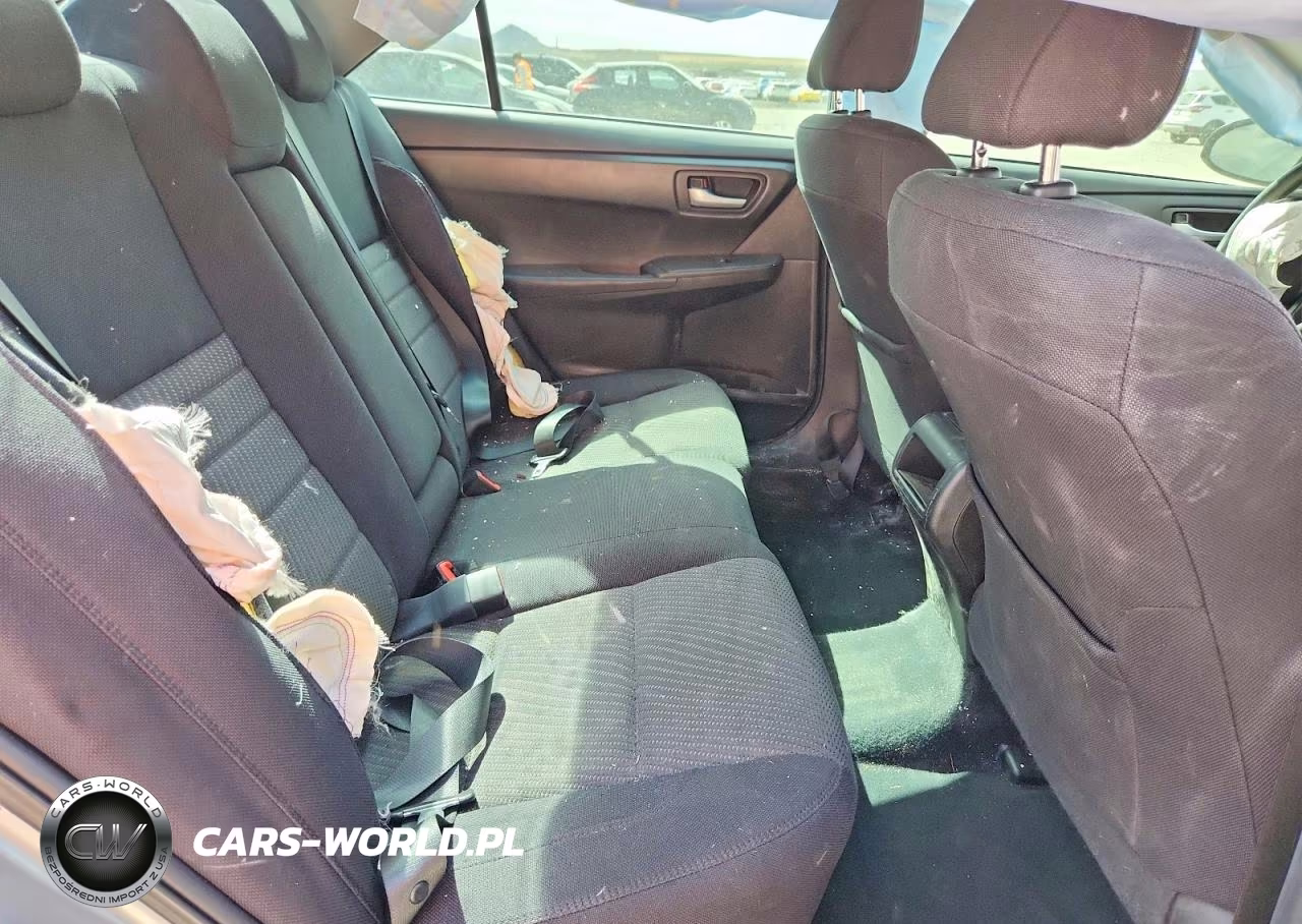 2015 Toyota Camry Le VIN:4T1BF1FK0FU489910 - 10