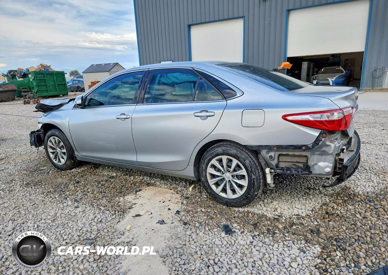2015 Toyota Camry Le VIN:4T1BF1FK0FU489910 - 2