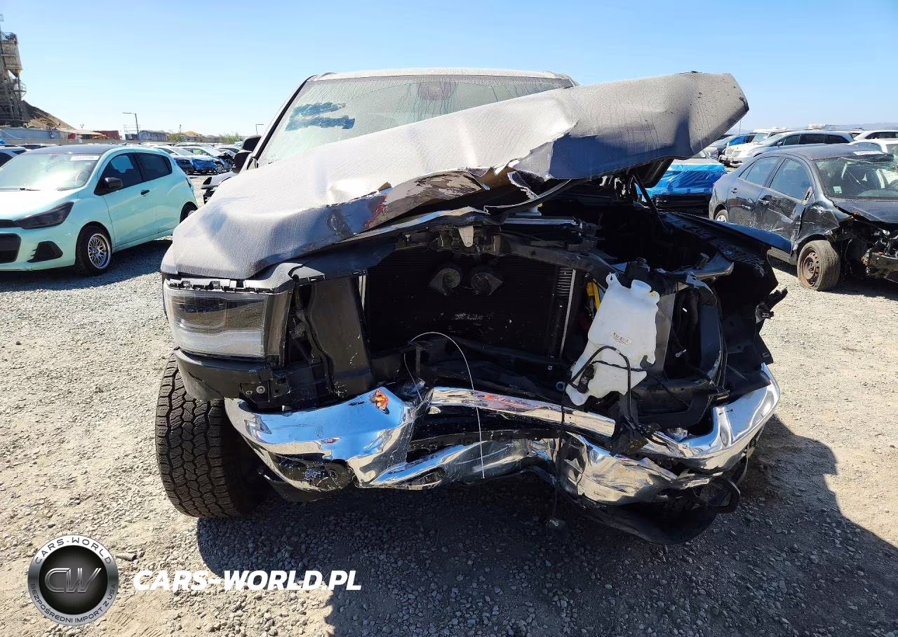 2019 Ram 1500 Big Horn VIN:1C6SRFFT7KN538985 - 5