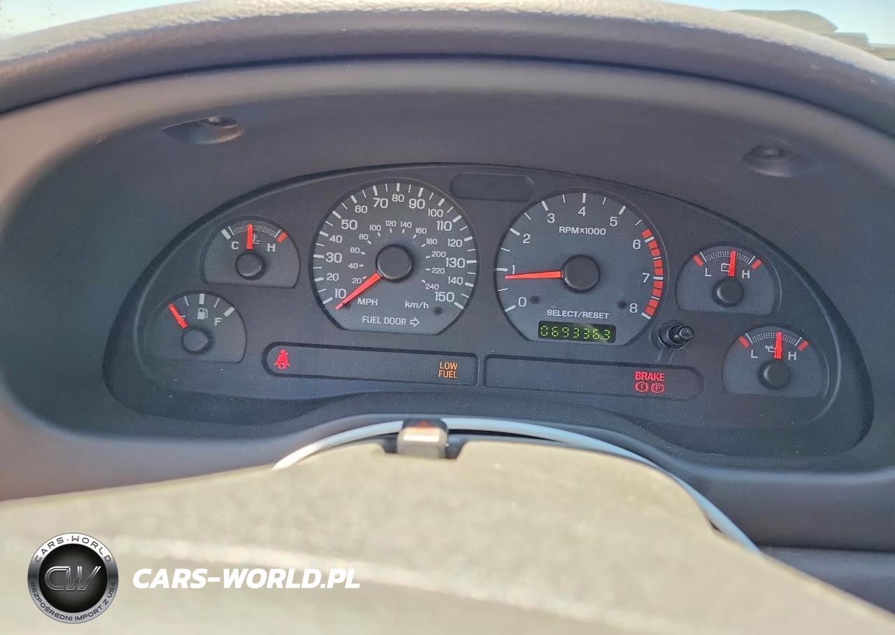 2004 Ford Mustang Gt VIN:1FAFP45X94F193129 - 9