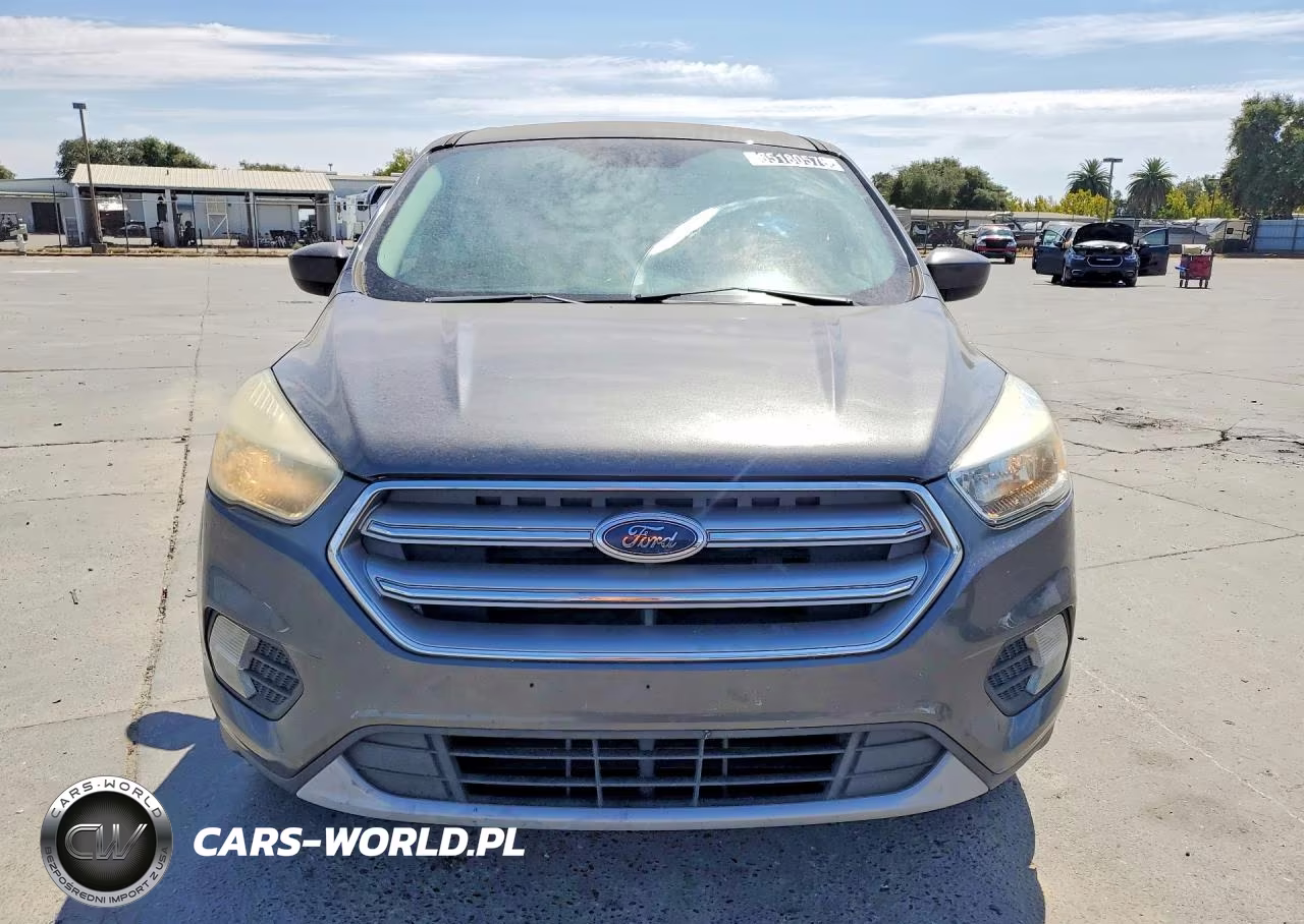 2017 Ford Escape Se VIN:1FMCU0GD5HUC97518 - 5