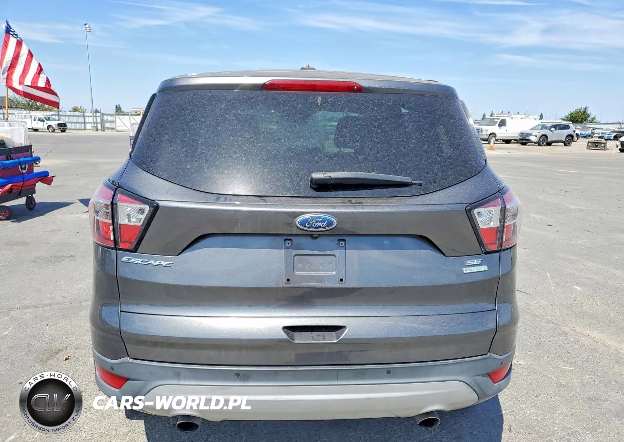 2017 Ford Escape Se VIN:1FMCU0GD5HUC97518 - 6