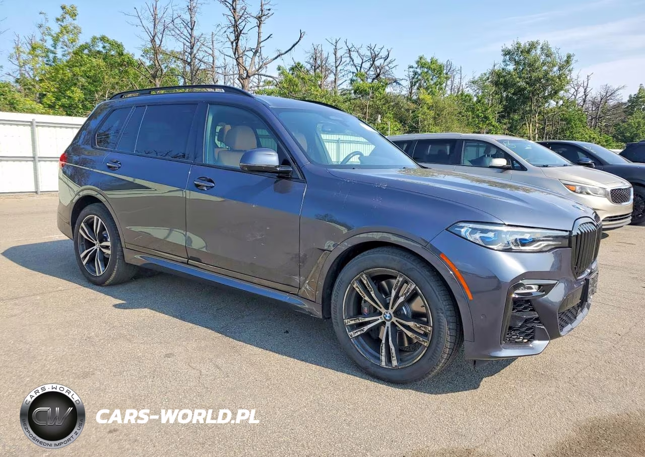 2021 BMW X7 M50I VIN:5UXCX6C08M9F69334 - 4