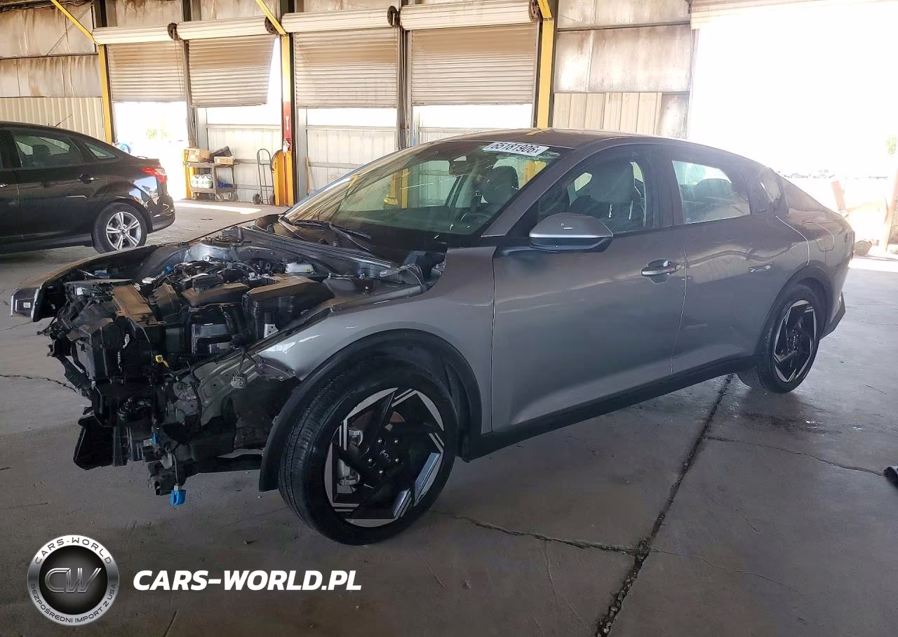 2025 Kia K4 Ex – zdjęcie 1 z 12