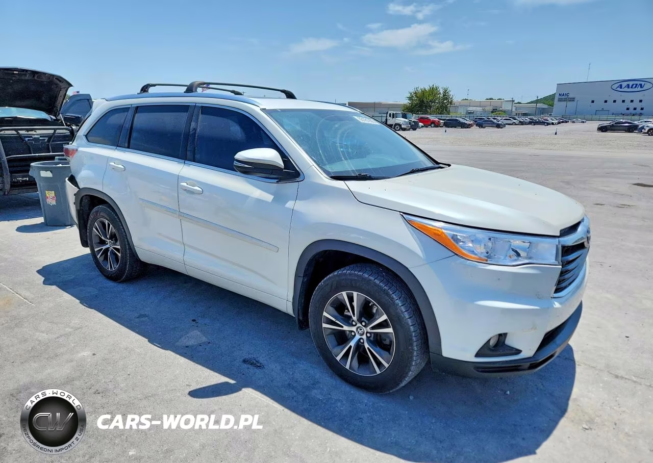 2016 Toyota Highlander Xle VIN:5TDJKRFH8GS327169 - 4