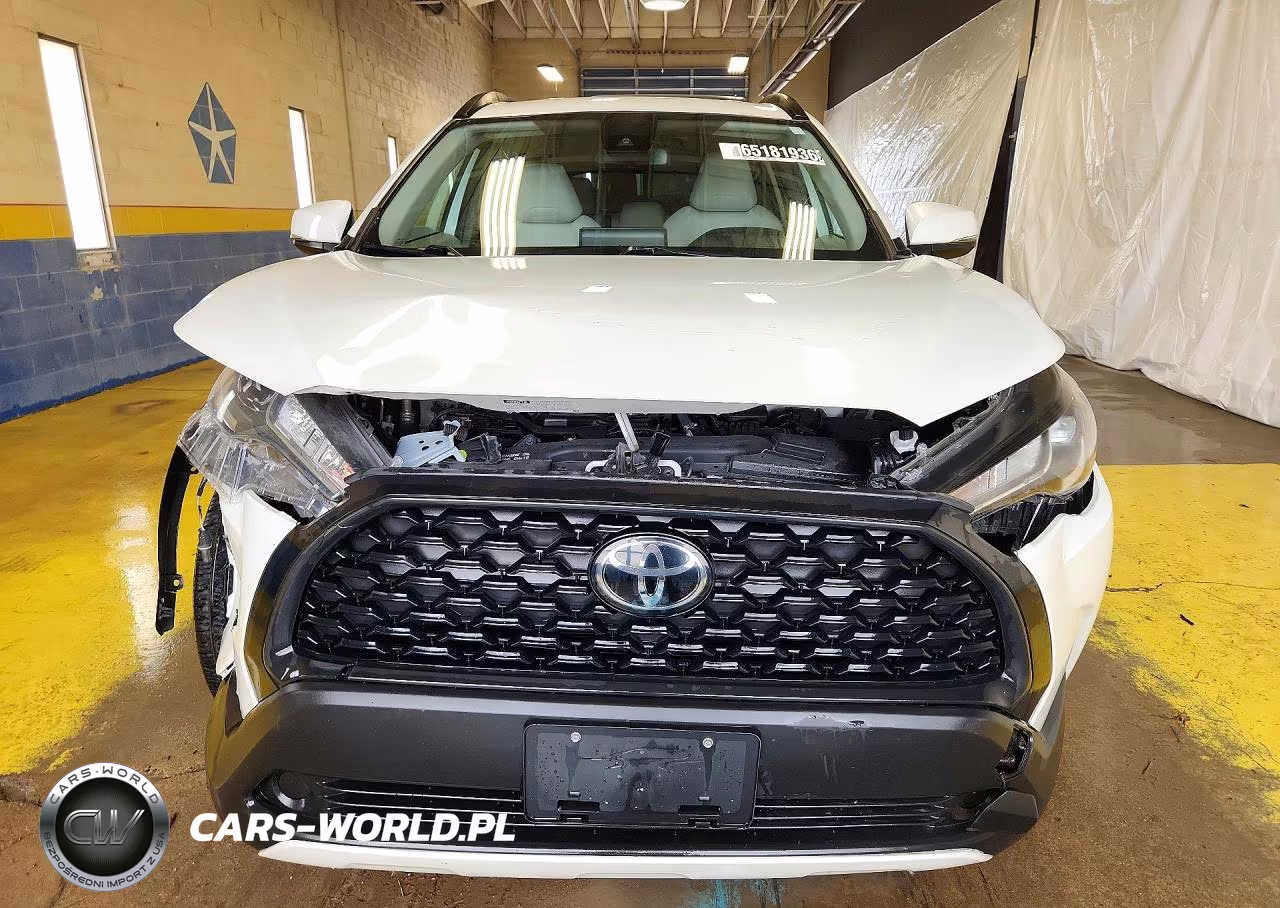 2022 Toyota Corolla Cross Le VIN:7MUCAAAG0NV033537 - 5