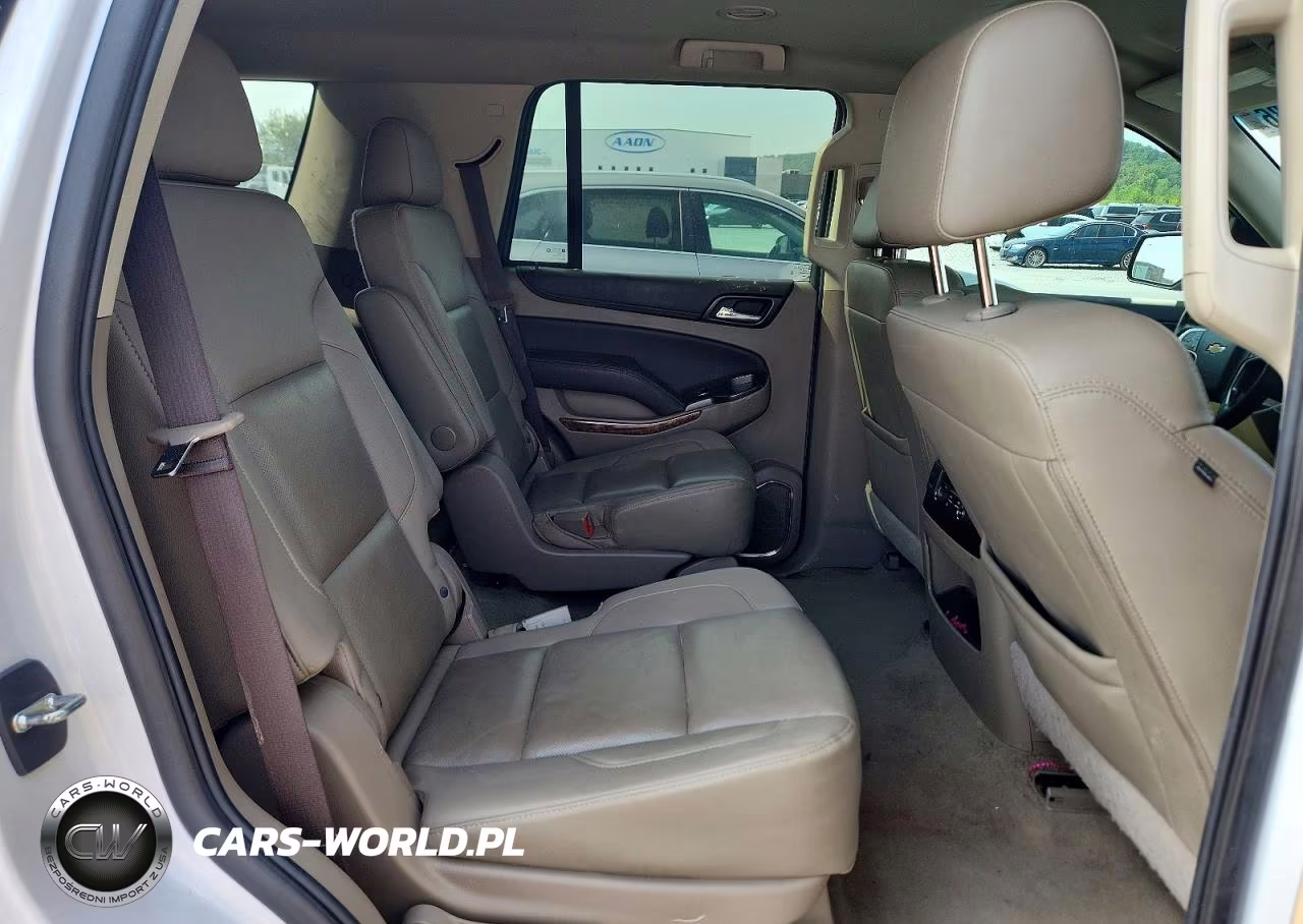 2020 Chevrolet Tahoe C1500 Premier VIN:1GNSCCKCXLR179728 - 11