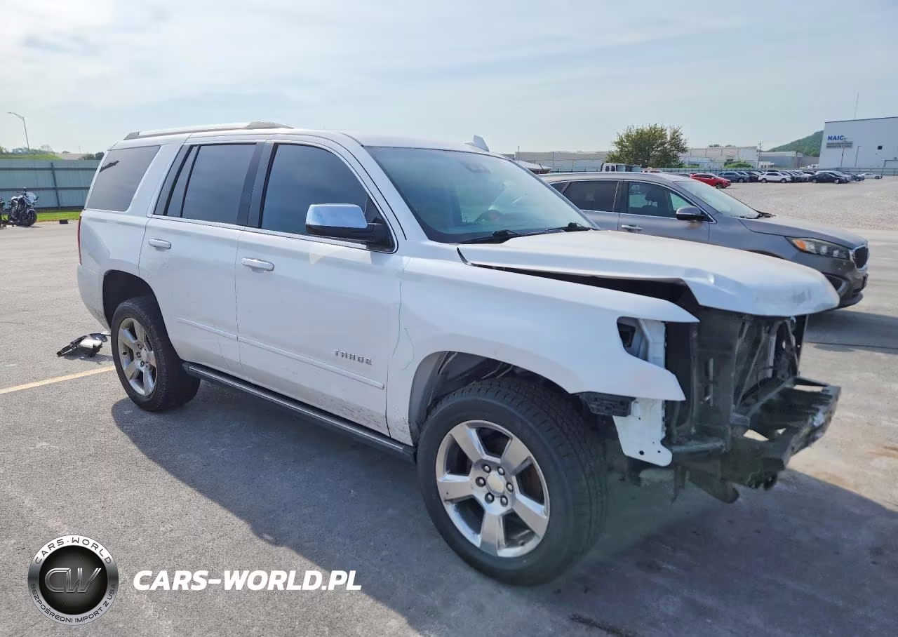 2020 Chevrolet Tahoe C1500 Premier VIN:1GNSCCKCXLR179728 - 4