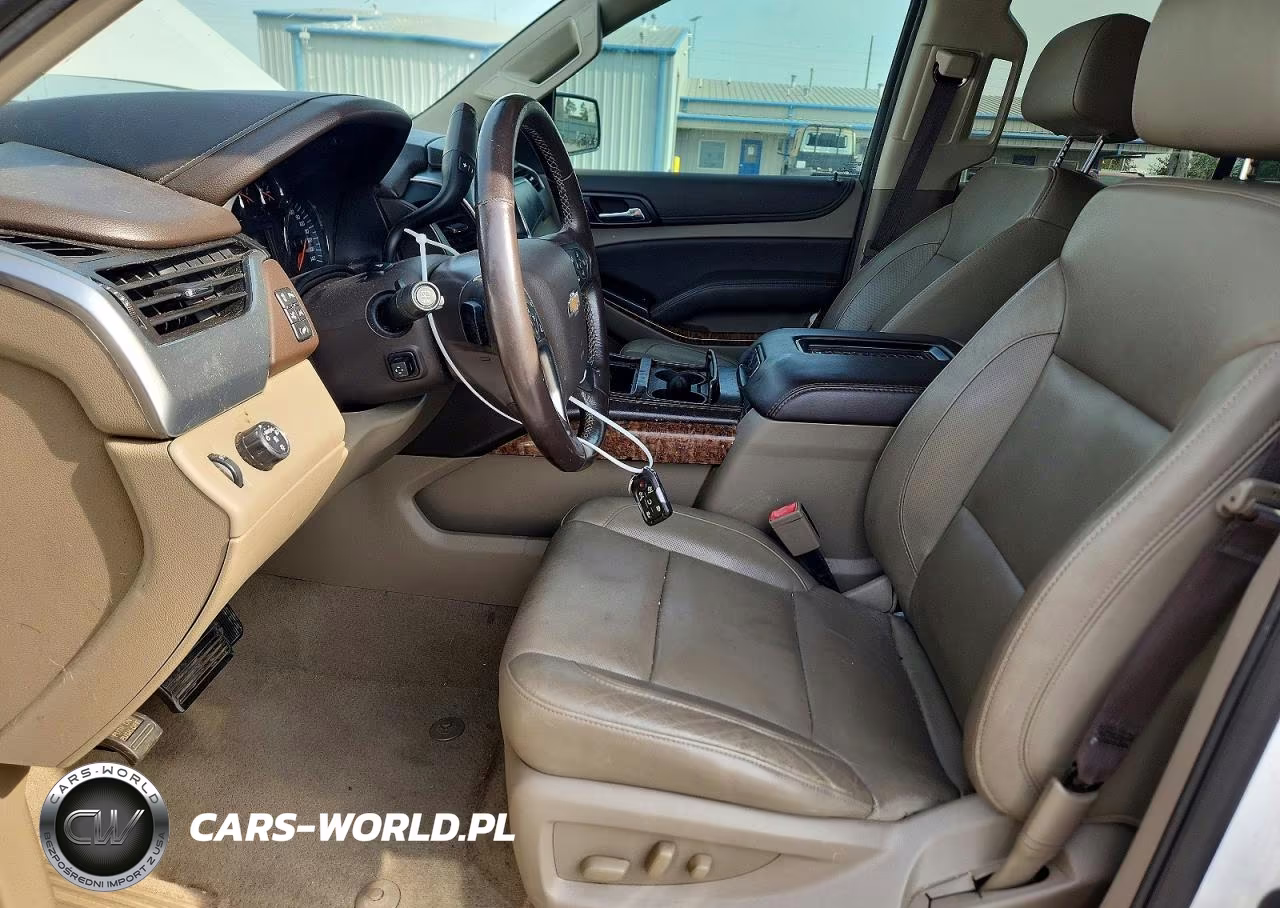 2020 Chevrolet Tahoe C1500 Premier VIN:1GNSCCKCXLR179728 - 7