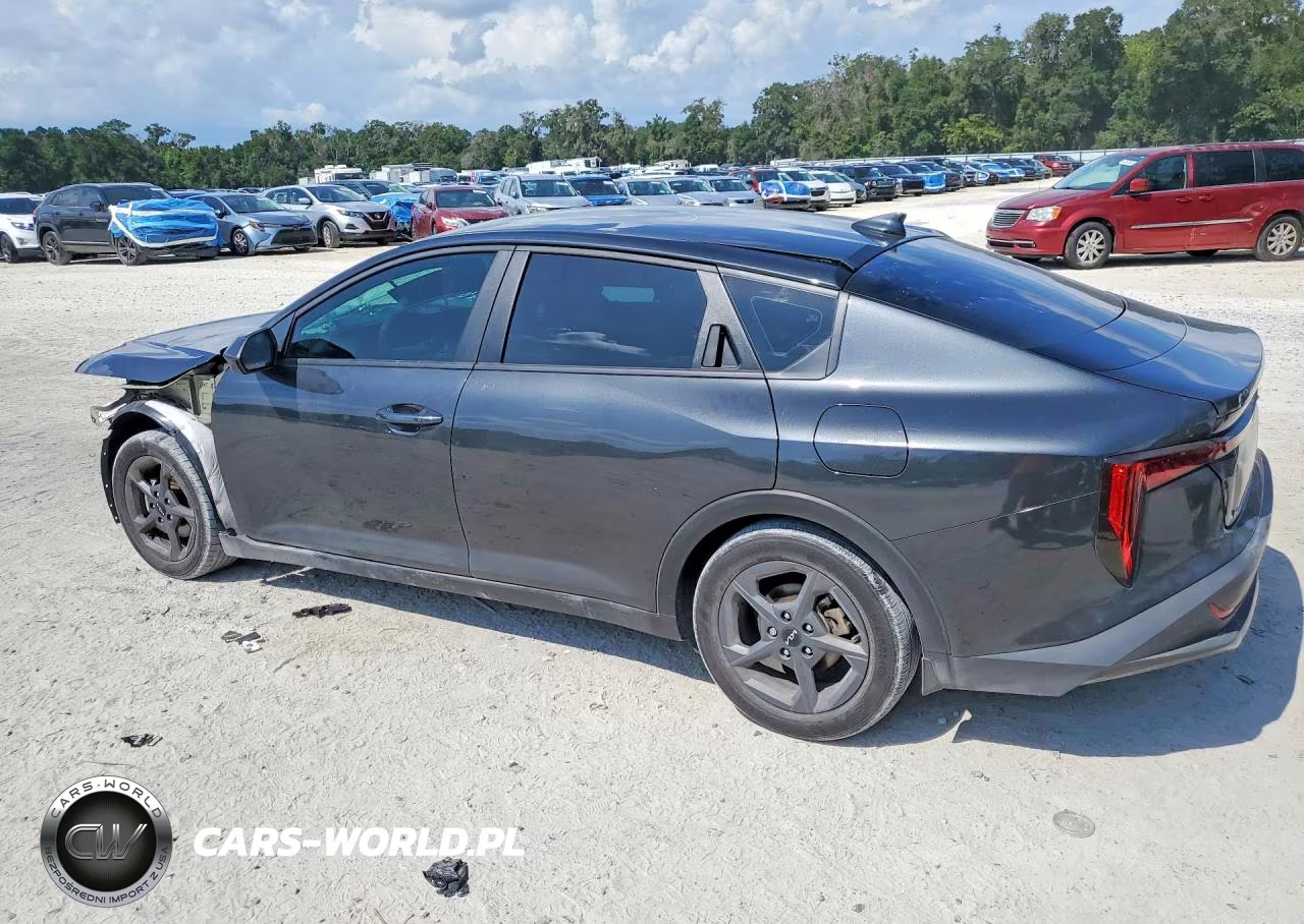 2025 Kia K4 Lxs VIN:3KPFT4DE5SE201840 - 2