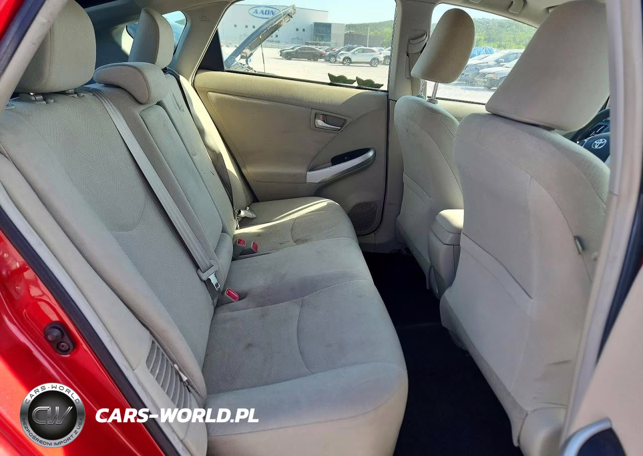 2014 Toyota Prius Three VIN:JTDKN3DU0E0379422 - 10
