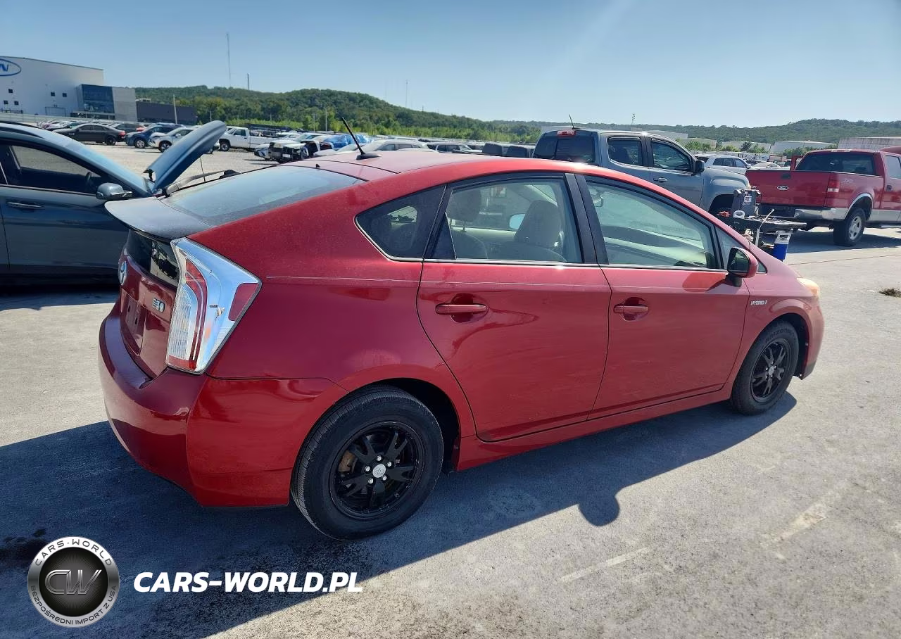 2014 Toyota Prius Three VIN:JTDKN3DU0E0379422 - 3