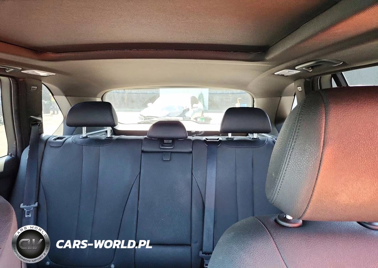 2018 BMW X5 xDrive35I VIN:5UXKR0C50J0X94889 - 10