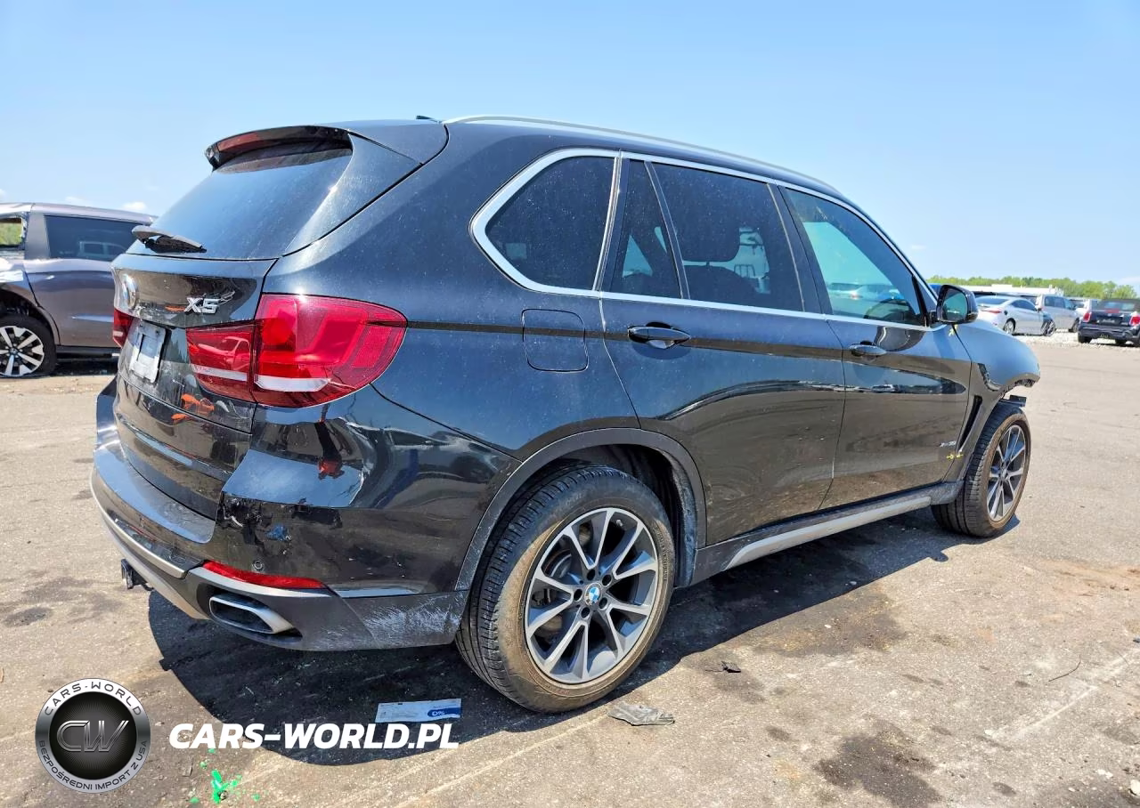 2018 BMW X5 xDrive35I VIN:5UXKR0C50J0X94889 - 3