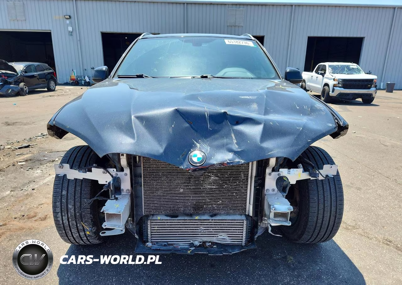 2018 BMW X5 xDrive35I VIN:5UXKR0C50J0X94889 - 5