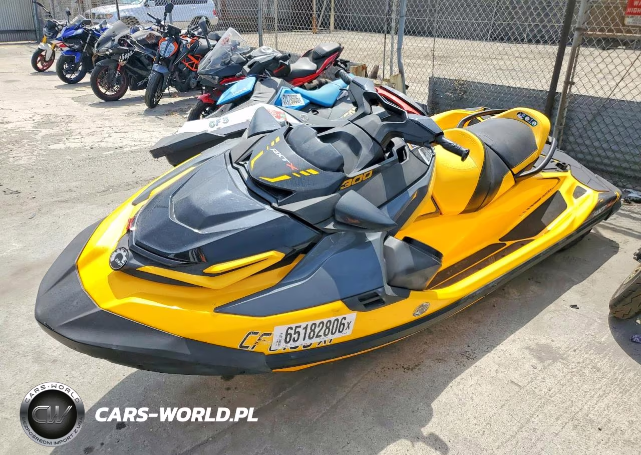 2021 Sea-Doo Rxtx300 VIN:YDV13703J021 - 2