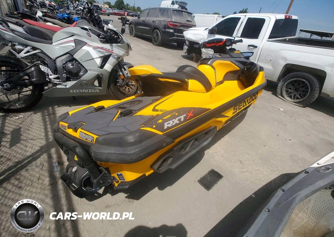 2021 Sea-Doo Rxtx300 VIN:YDV13703J021 - 4