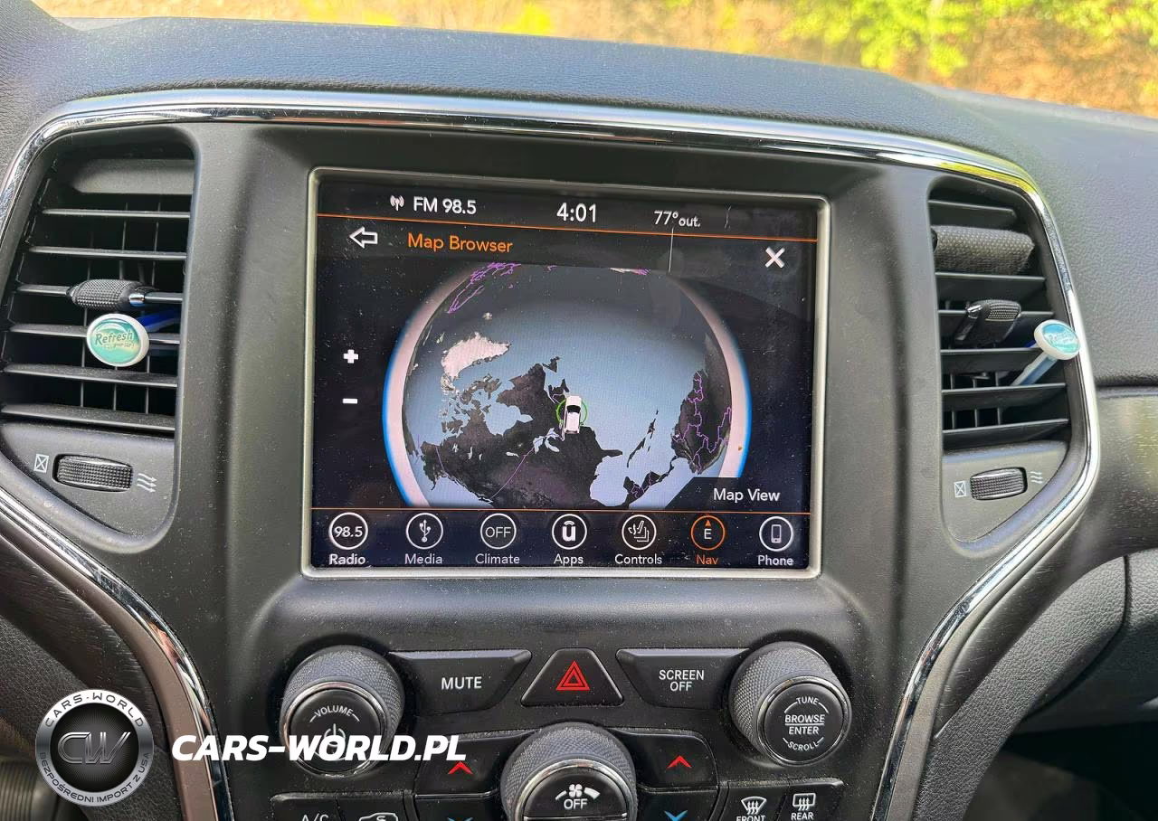2018 Jeep Grand Cherokee Laredo VIN:1C4RJFAG0JC139919 - 8