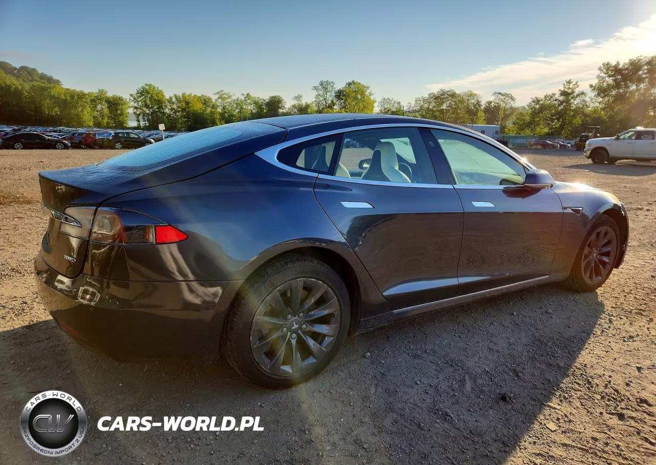 2018 Tesla Model S VIN:5YJSA1E23JF282952 - 3