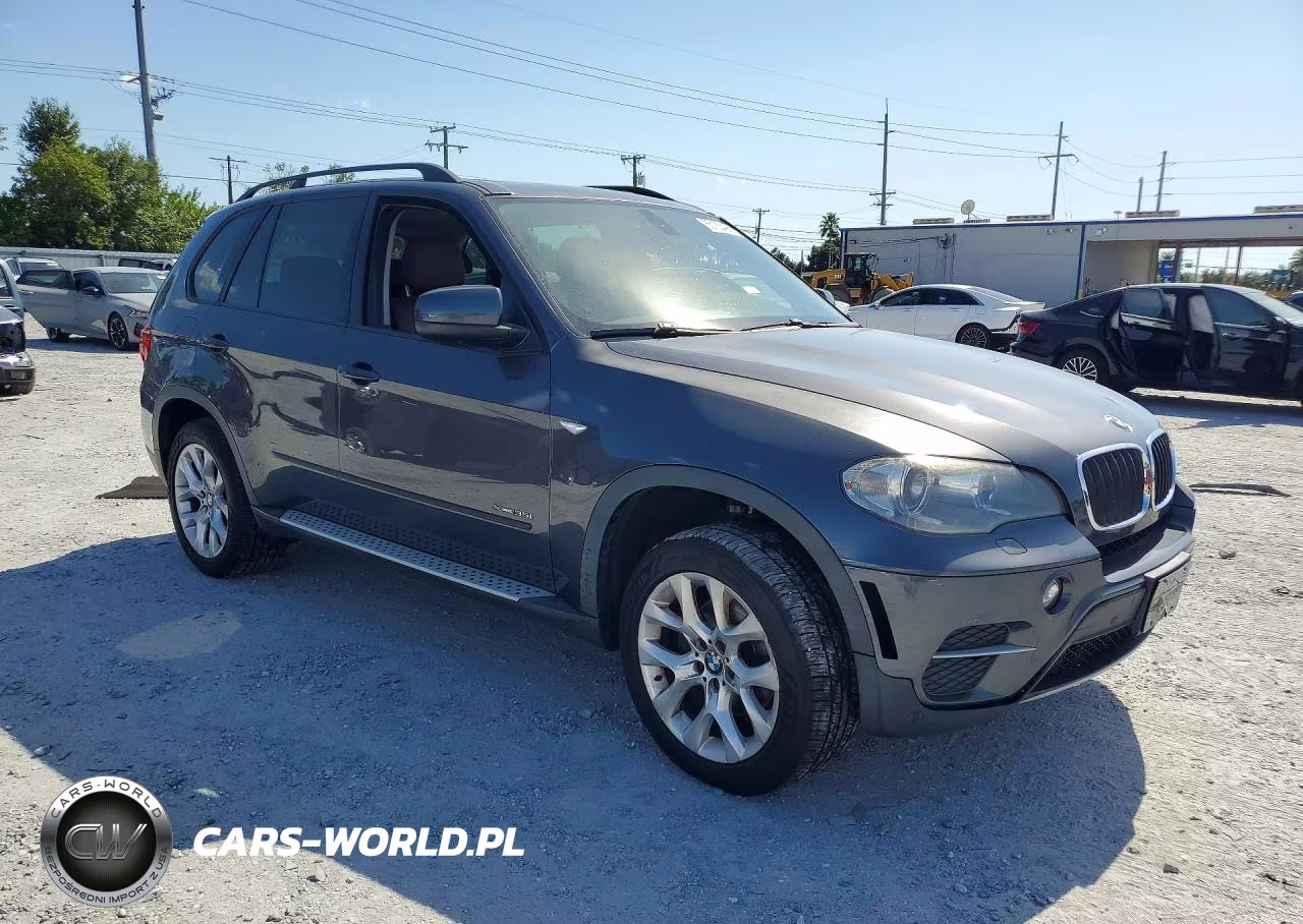 2013 BMW X5 xDrive35I VIN:5UXZV4C5XD0B04705 - 4