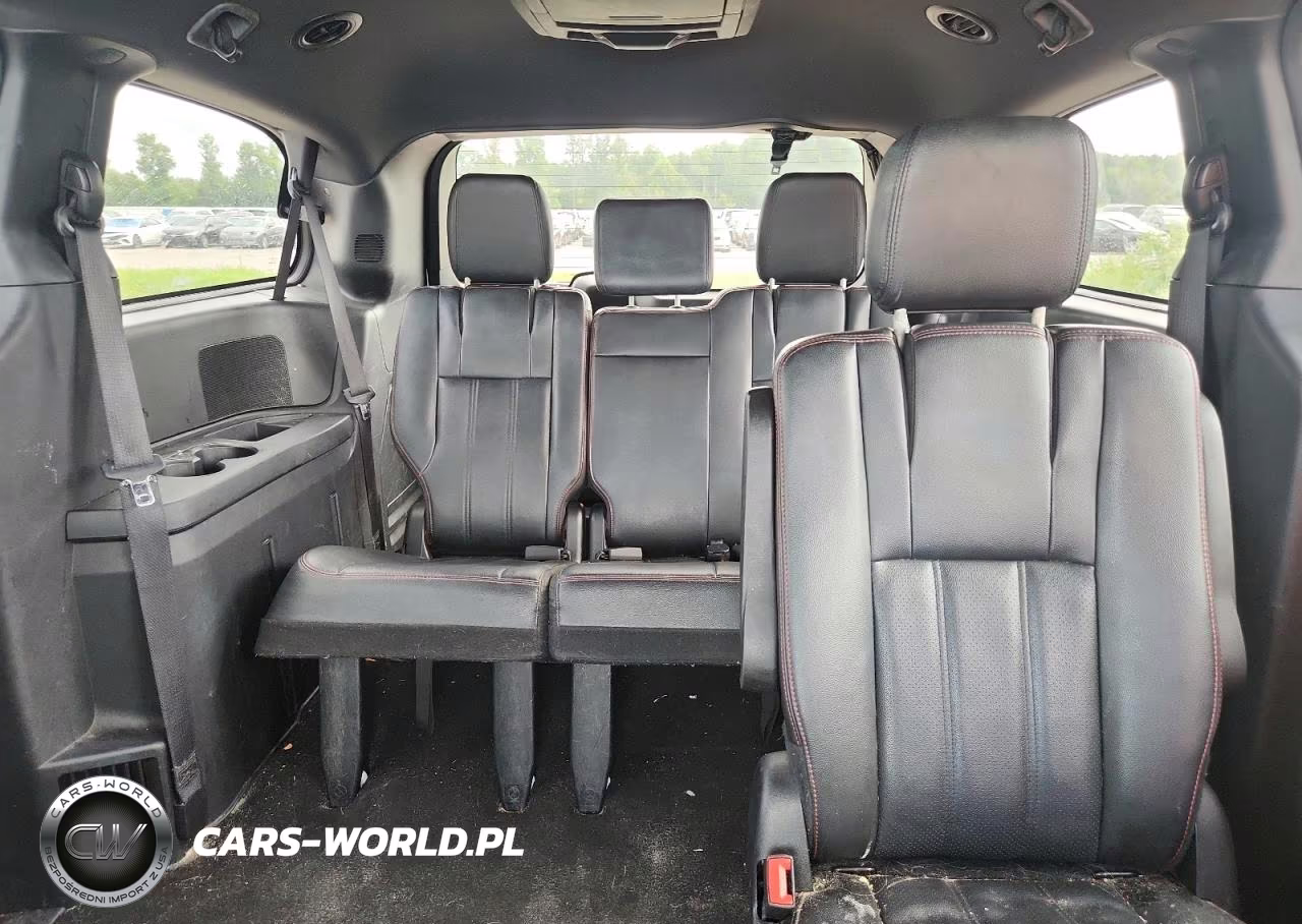 2016 Dodge Grand Caravan R-T VIN:2C4RDGEG6GR317629 - 10