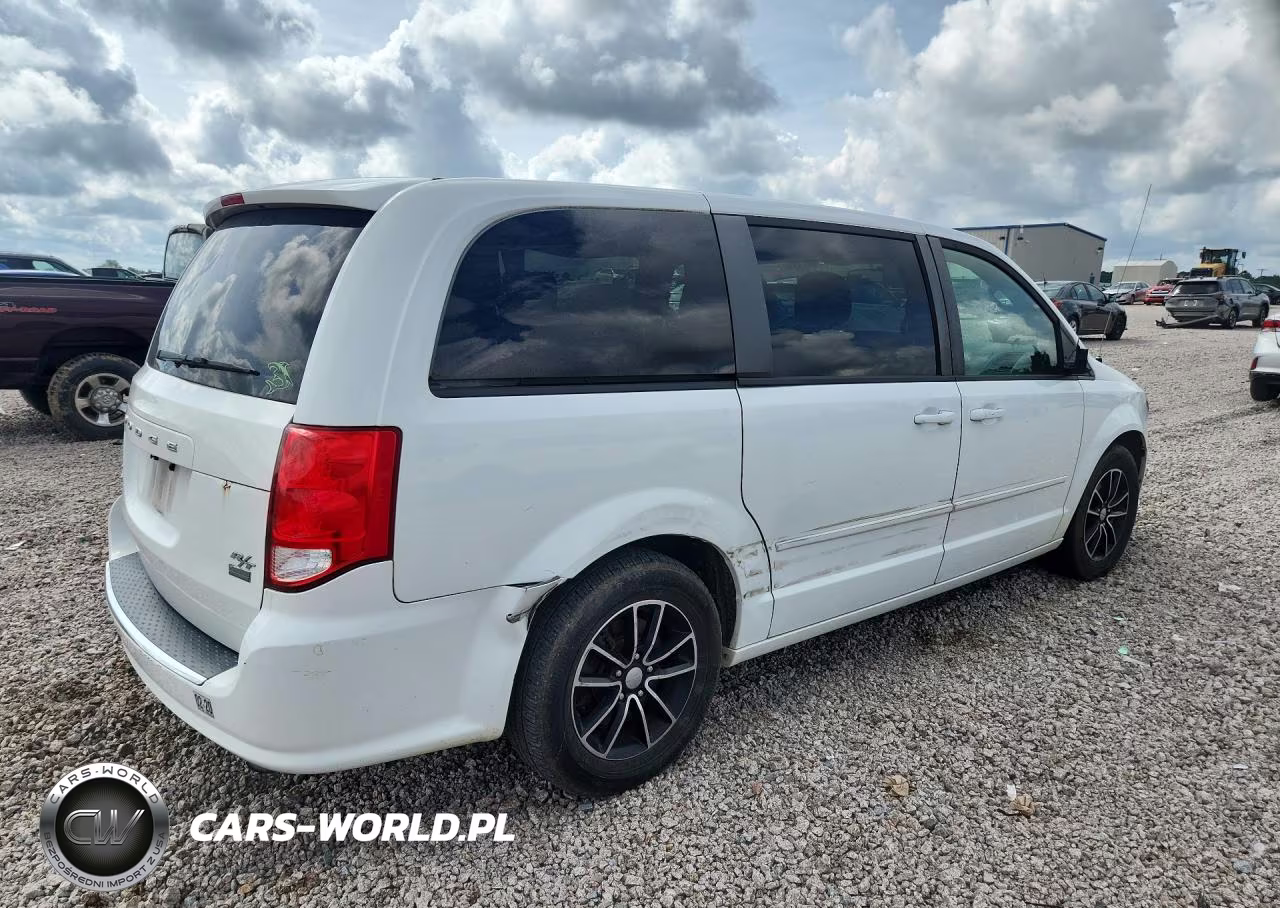 2016 Dodge Grand Caravan R-T VIN:2C4RDGEG6GR317629 - 3