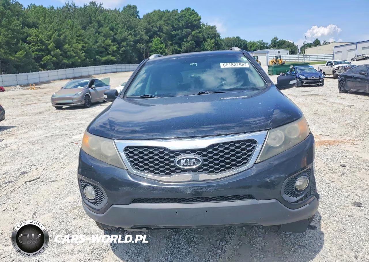2013 Kia Sorento Lx VIN:5XYKT3A64DG364040 - 5