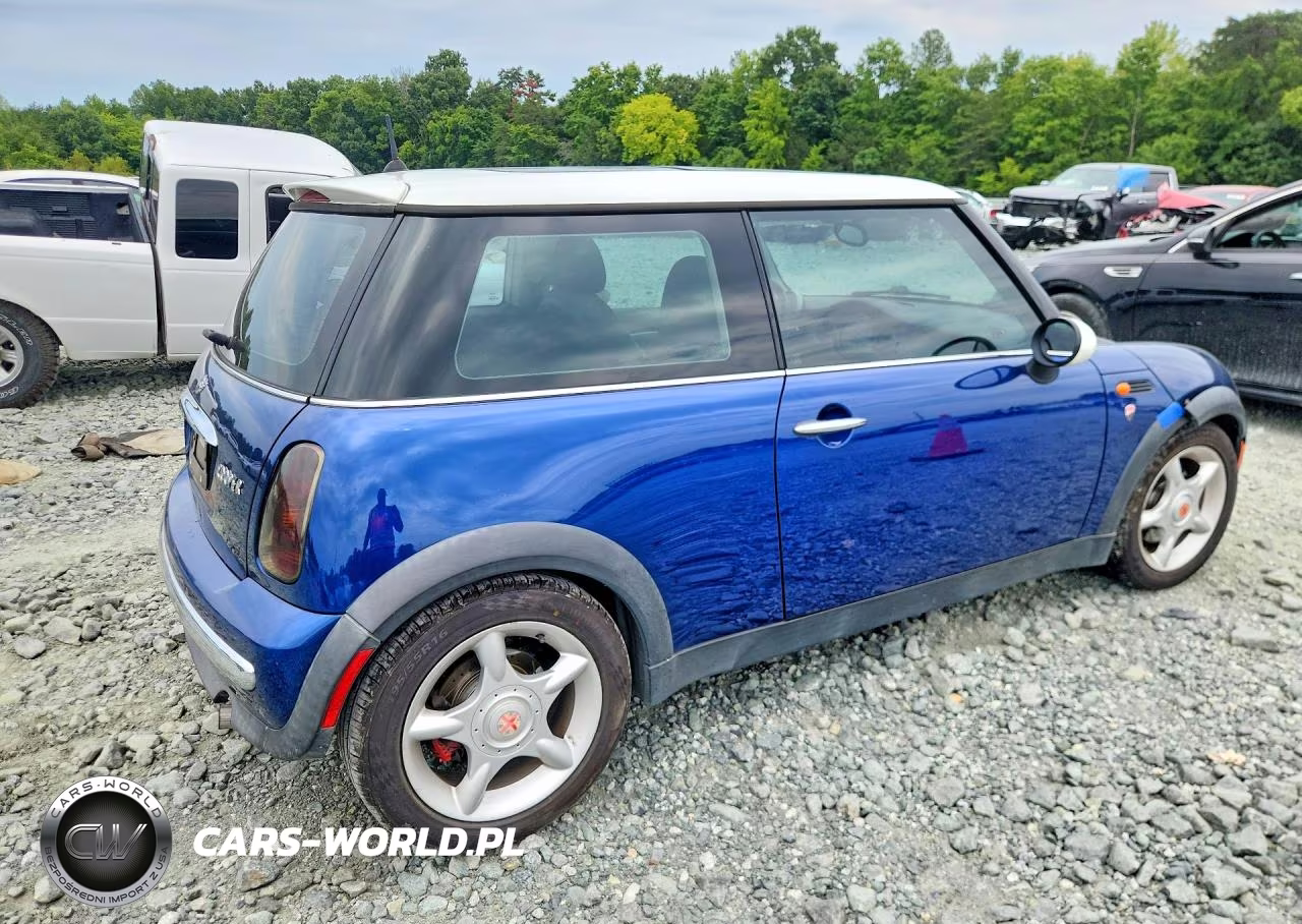 2003 Mini Cooper Base VIN:WMWRC33483TC41063 - 3
