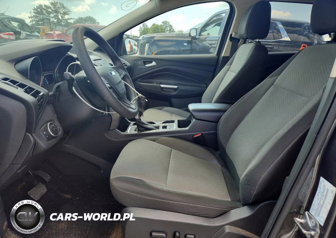 2017 Ford Escape Se VIN:1FMCU0GDXHUD09825 - 7