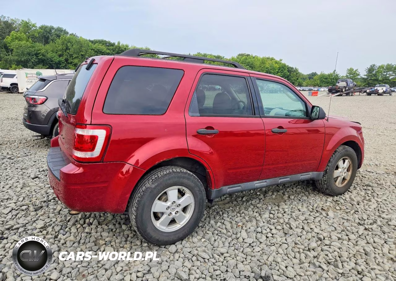 2011 Ford Escape Xlt VIN:1FMCU9D7XBKB09176 - 3