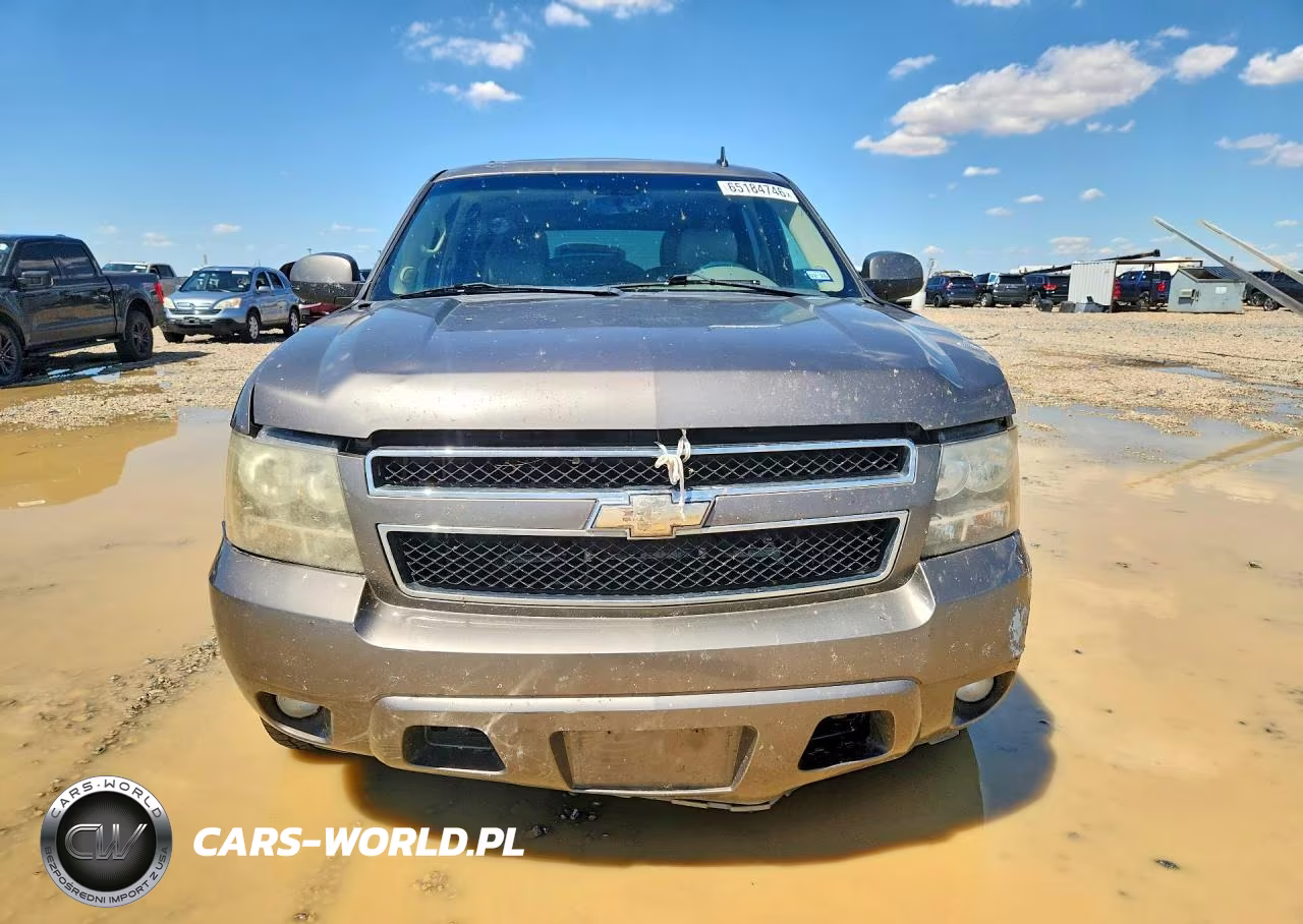 2011 Chevrolet Tahoe C1500 Lt VIN:1GNSCBE02BR144305 - 5