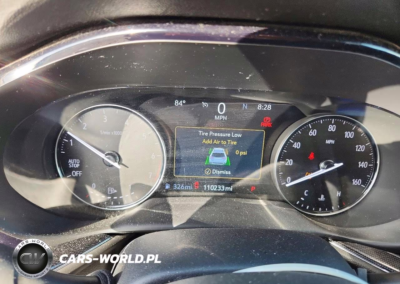 2023 Buick Envision Essence VIN:LRBFZNR48PD054456 - 9