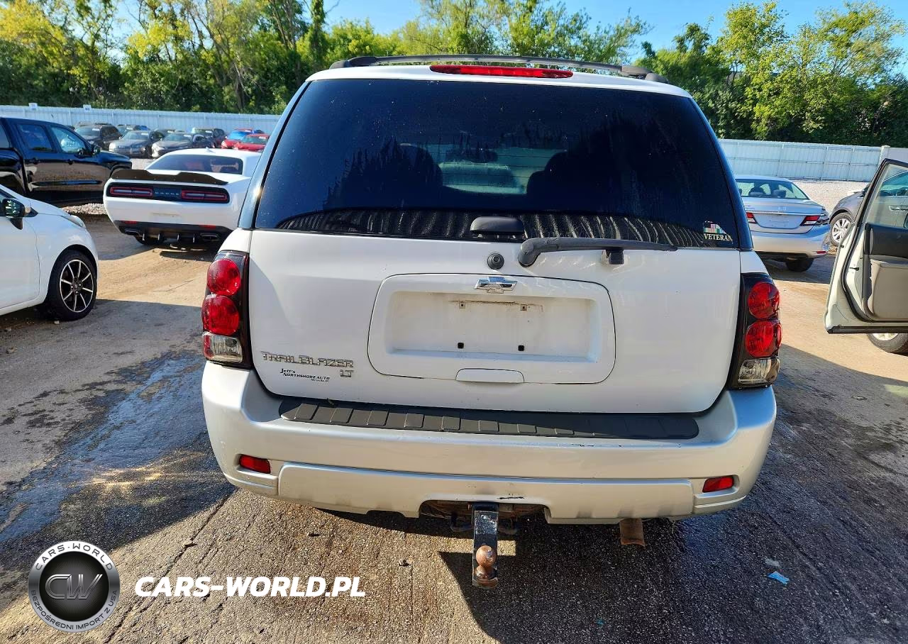 2008 Chevrolet Trailblazer Ls VIN:1GNDT13S682261510 - 6
