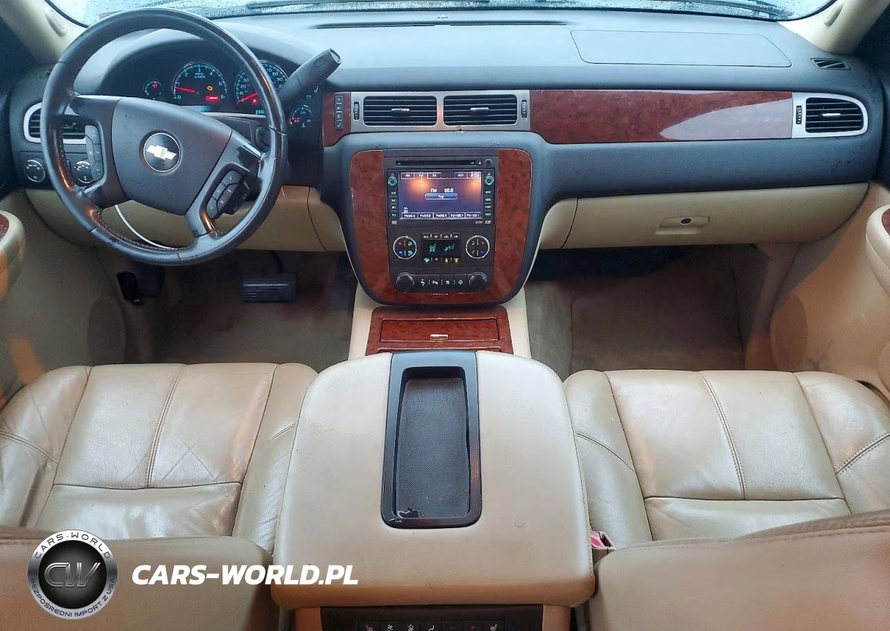 2008 Chevy Suburban Klz VIN:1GNFK16328J250641 - 8