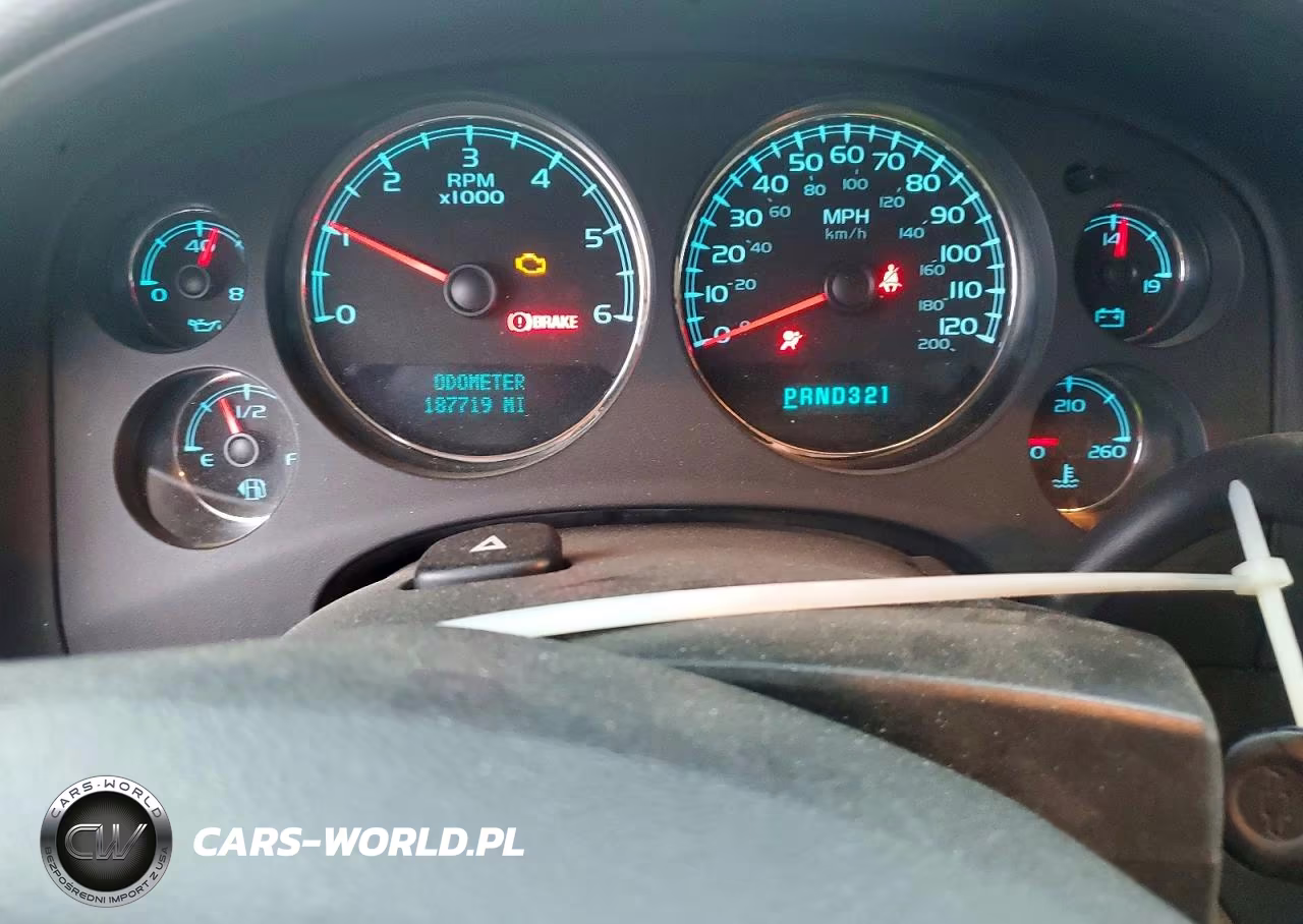 2008 Chevy Suburban Klz VIN:1GNFK16328J250641 - 9