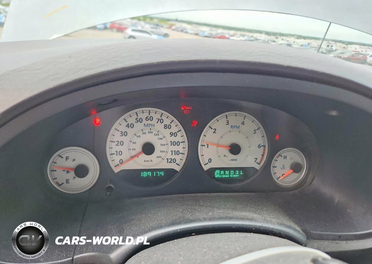 2006 Chrysler Town & Country Touring VIN:2A4GP54L86R661876 - 9