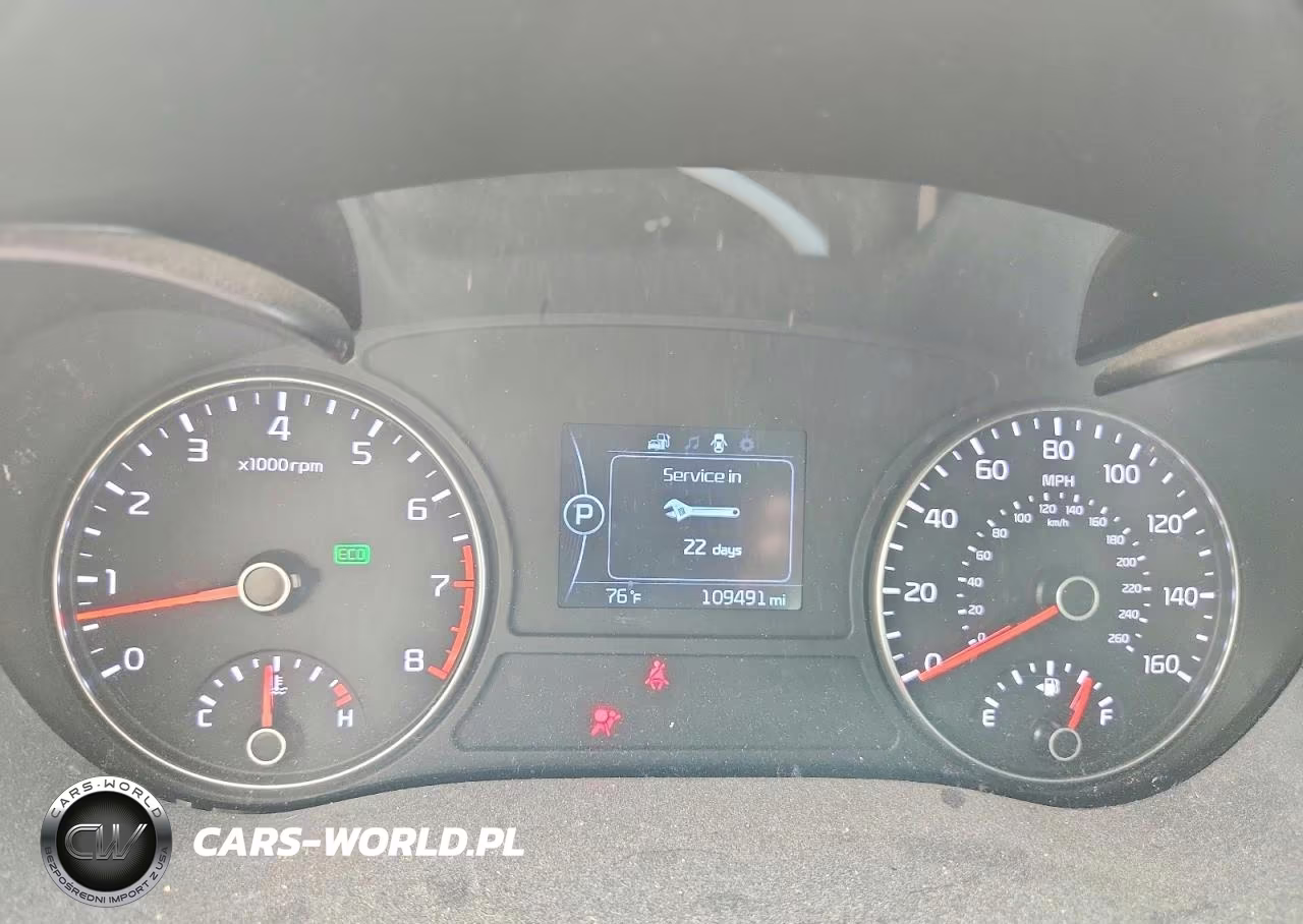 2018 Kia Optima Lx VIN:5XXGT4L37JG191421 - 9