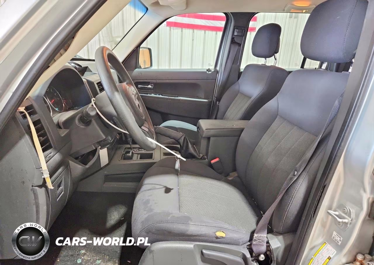 2011 Jeep Liberty Sport VIN:1J4PN2GK5BW566832 - 7