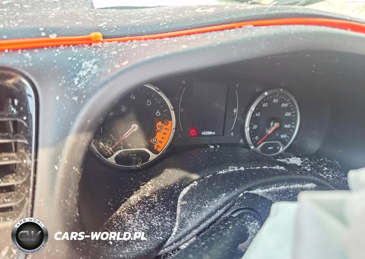 2018 Jeep Renegade Latitude VIN:ZACCJBBB4JPJ09414 - 9