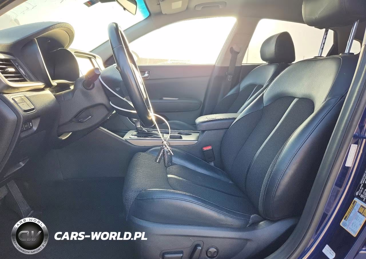 2020 Kia Optima S VIN:5XXGT4L36LG416334 - 7