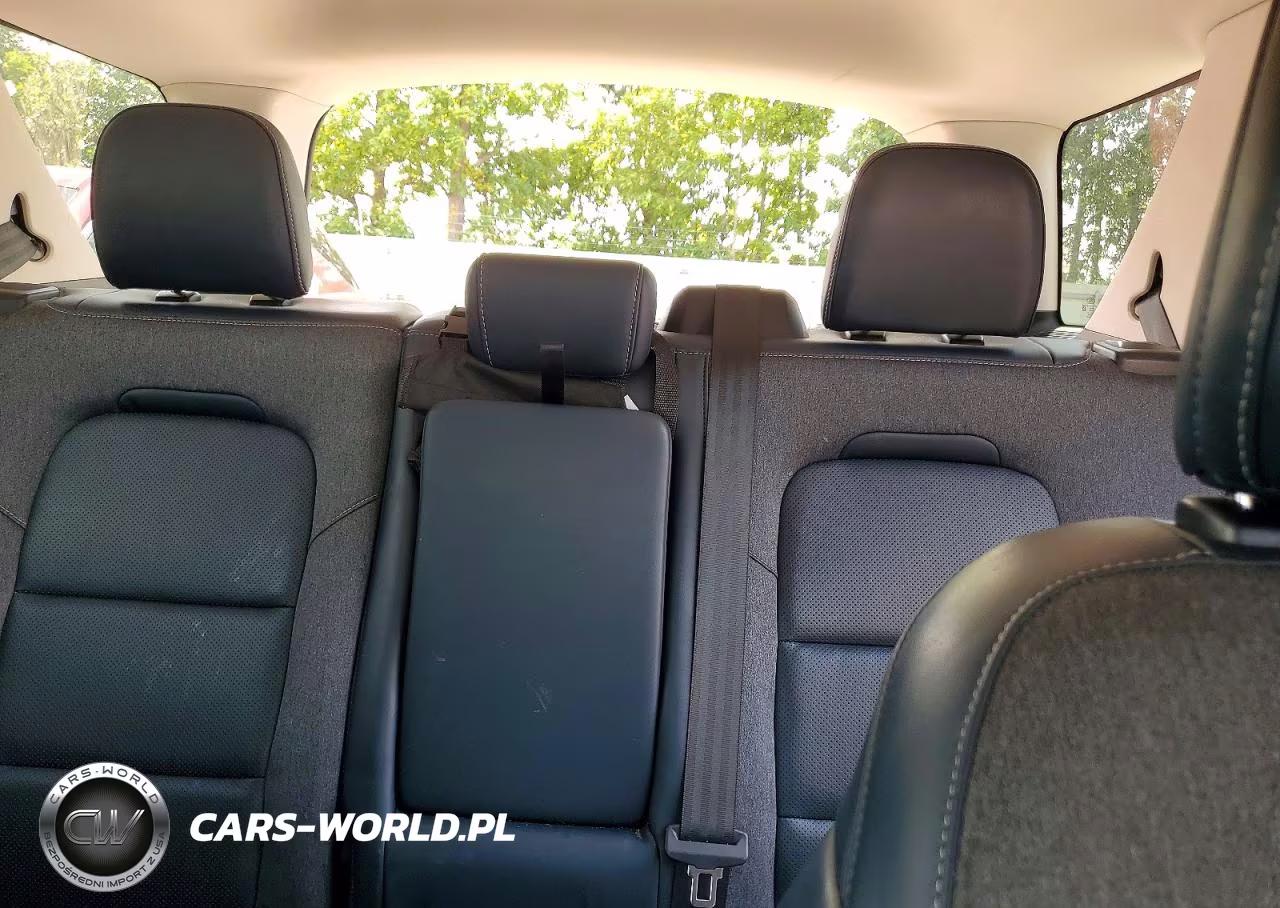 2021 Ford Bronco Sport Outer Banks VIN:3FMCR9C60MRA29944 - 10