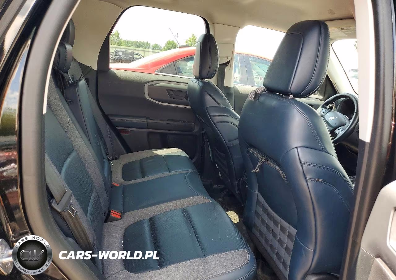 2021 Ford Bronco Sport Outer Banks VIN:3FMCR9C60MRA29944 - 11