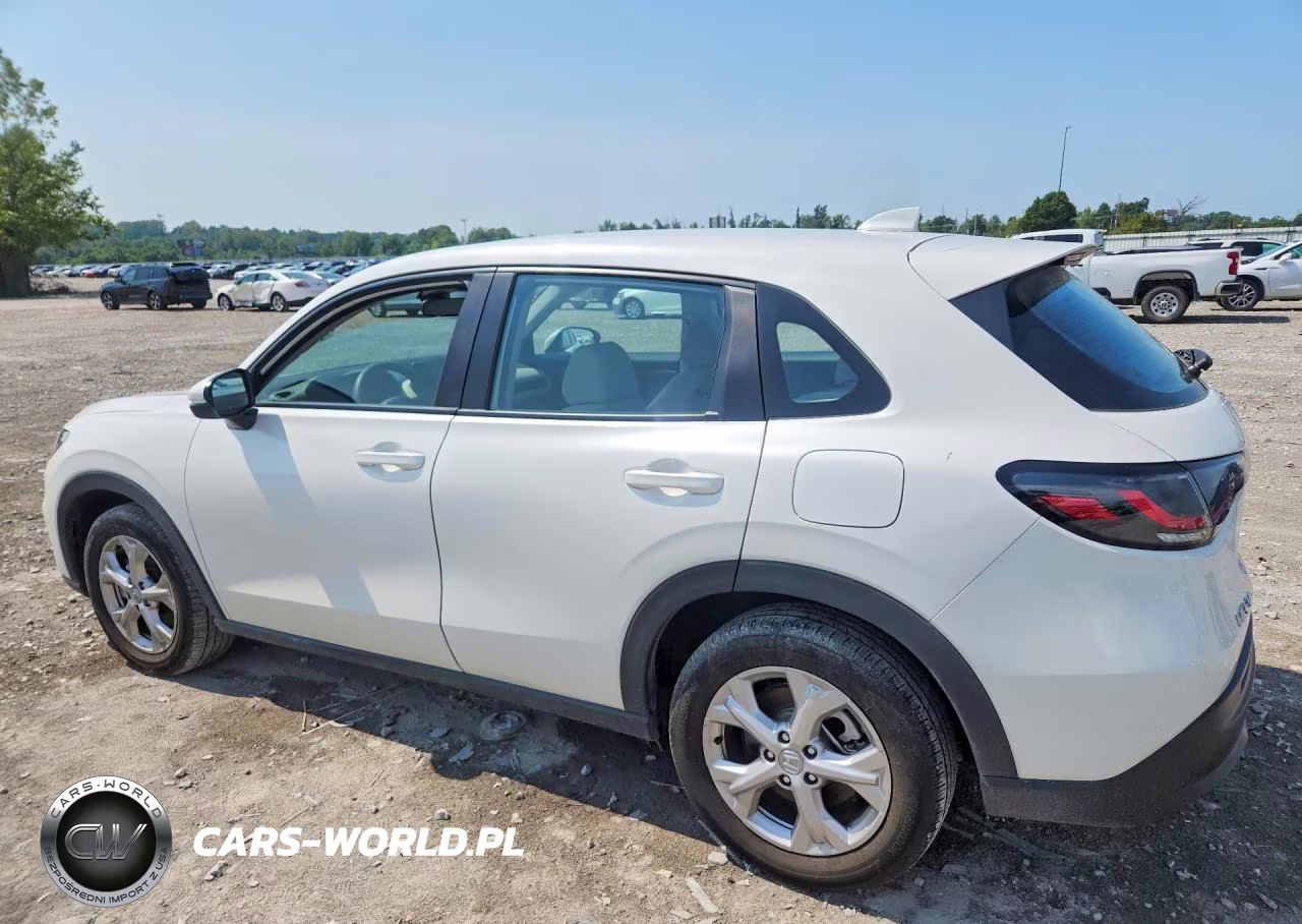 2025 Honda Hr-V Lx VIN:3CZRZ2H33SM707529 - 2