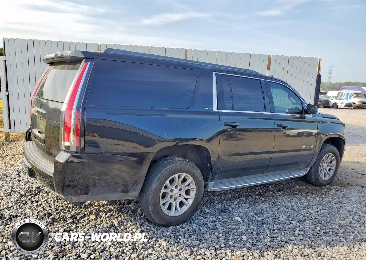 2015 GMC Yukon Xl K1500 Slt VIN:1GKS2HKCXFR565082 - 3