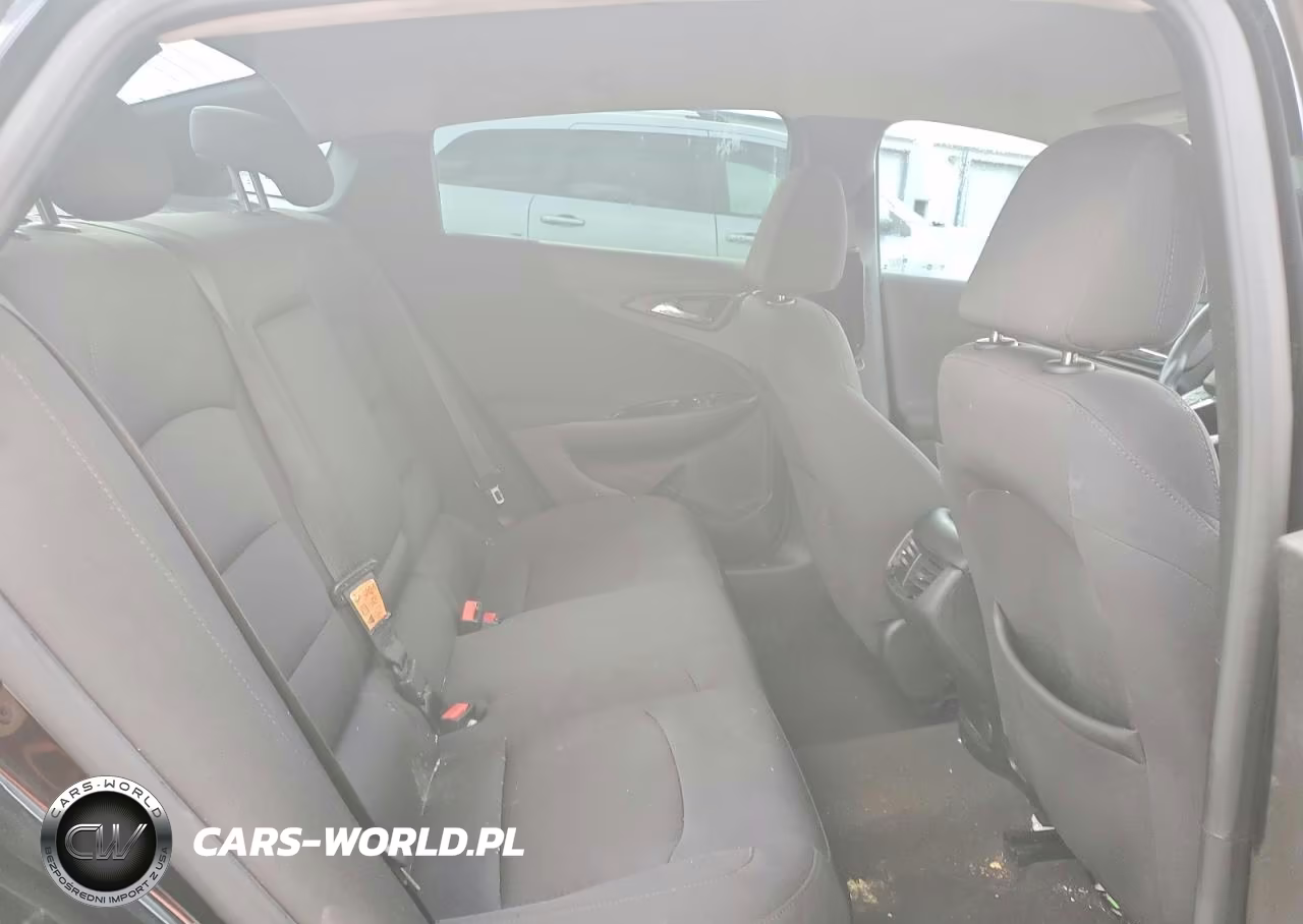 2018 Chevrolet Malibu Lt VIN:1G1ZD5ST3JF136937 - 10