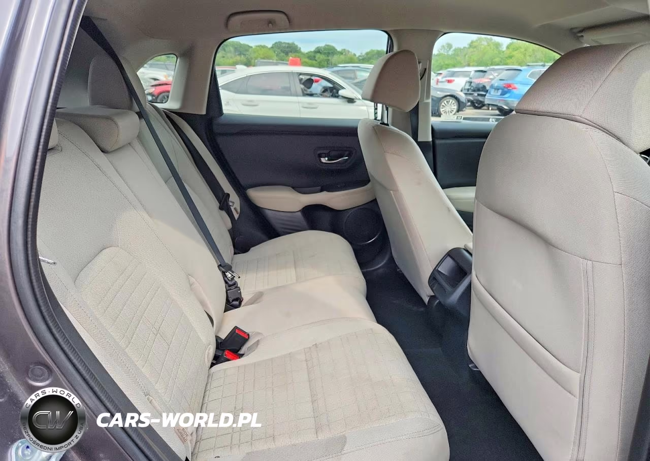 2026 Honda Hr-V Lx VIN:3CZRZ2H33TM741679 - 10