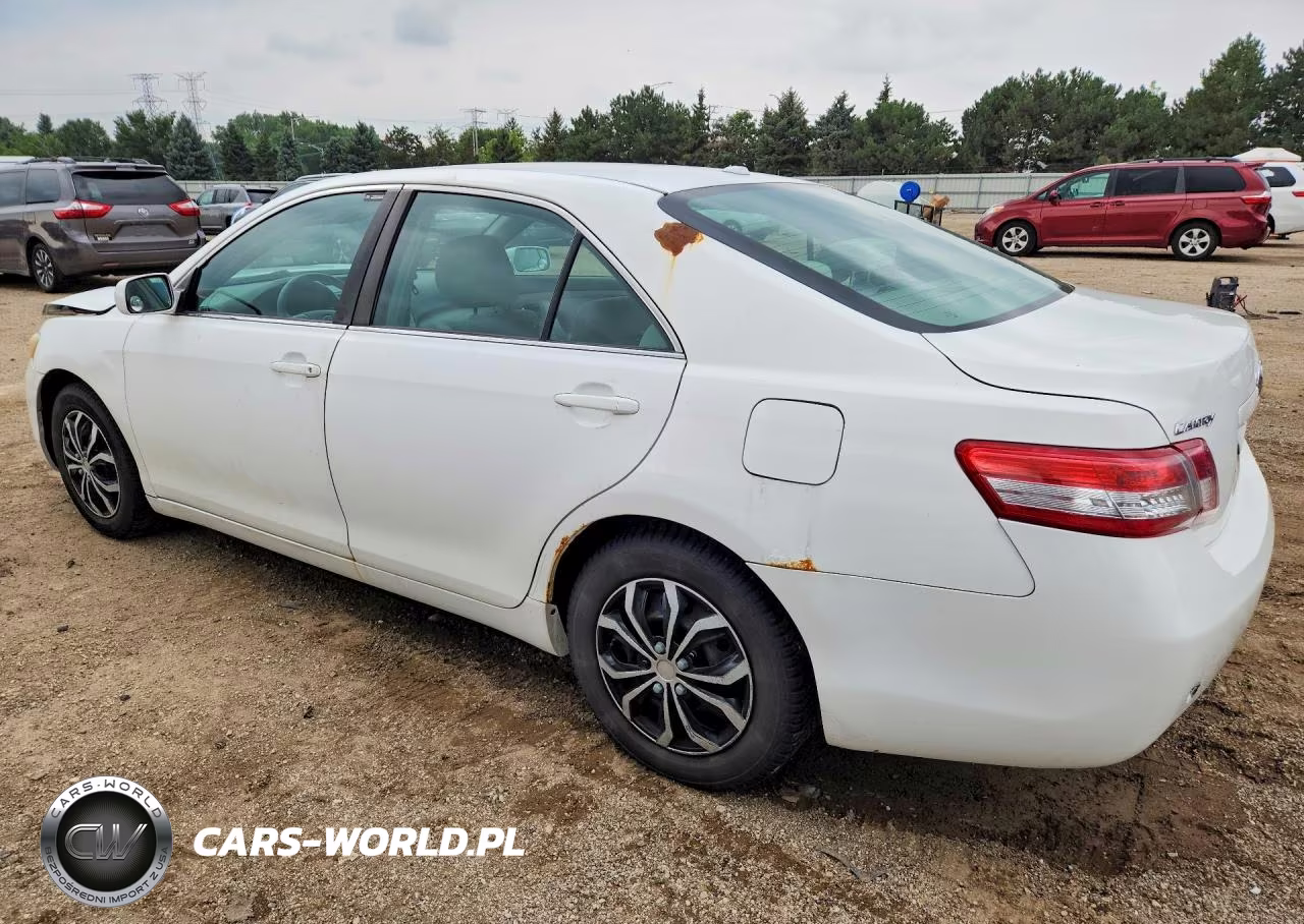2010 Toyota Camry Le VIN:4T1BF3EK2AU573877 - 2