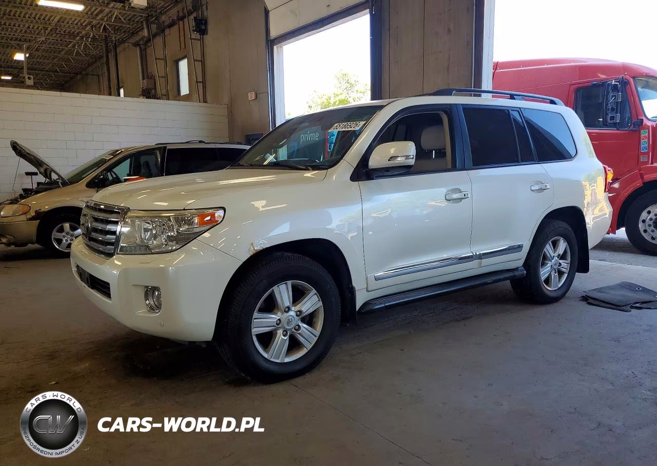 2014 Toyota Land Cruiser Base – zdjęcie 1 z 13